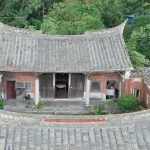 格局左右均衡配置，層次分明