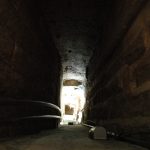 底層下有地下通道
