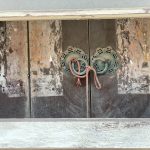 僅存右內護龍門扉上銅環(原建)