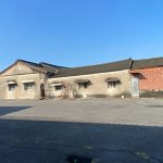 從右外埕明顯可見後期護龍增建
