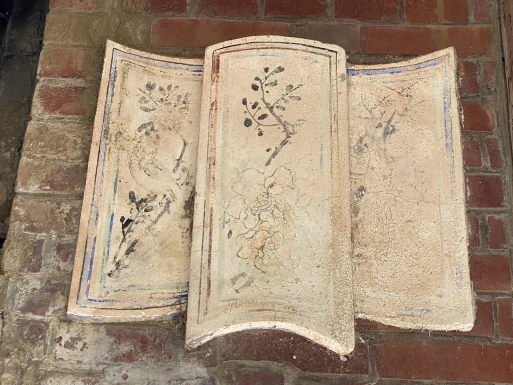 書卷泥塑素色繪畫作品(原建時期)