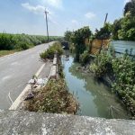彰129縣道由舊趙甲往萬興方向，過日本殿土地公廟第一座橋"望冬橋"，可見昔日開鑿成美圳